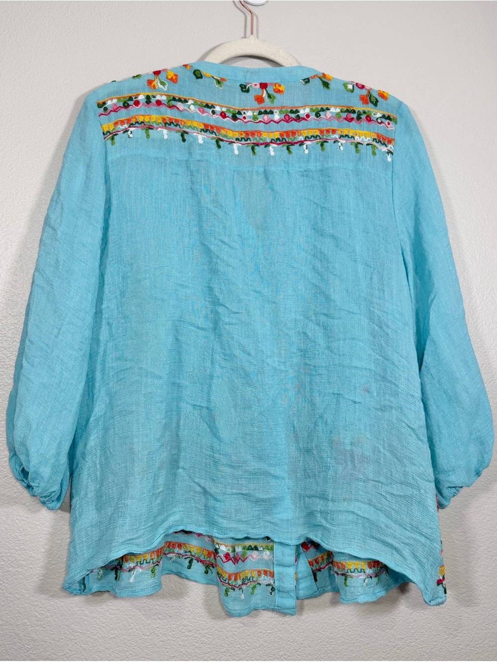 Anthropologie Figueroa & Flower Shirt Blue Embroidered Floral Blouse Top Women M - Picture 7 of 7